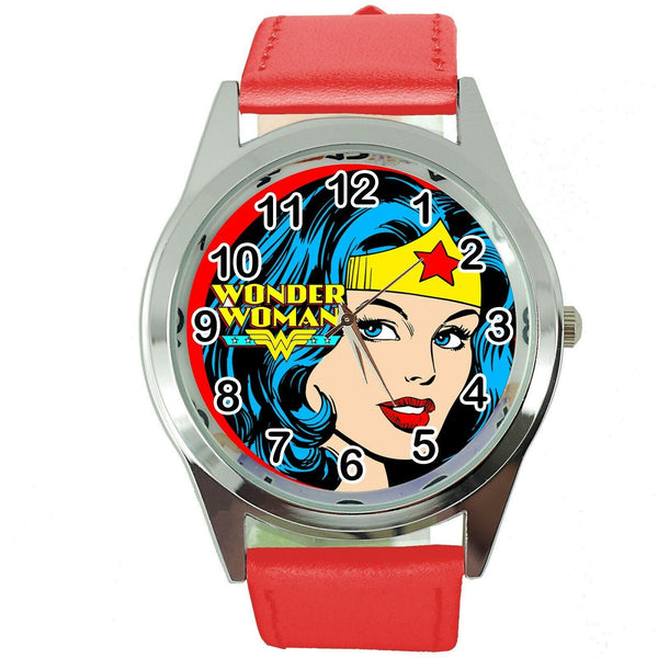 WONDER WOMAN FILM SUPERHERO HERO RED LEATHER COMICS MOVIE DVD ROUND WATCH